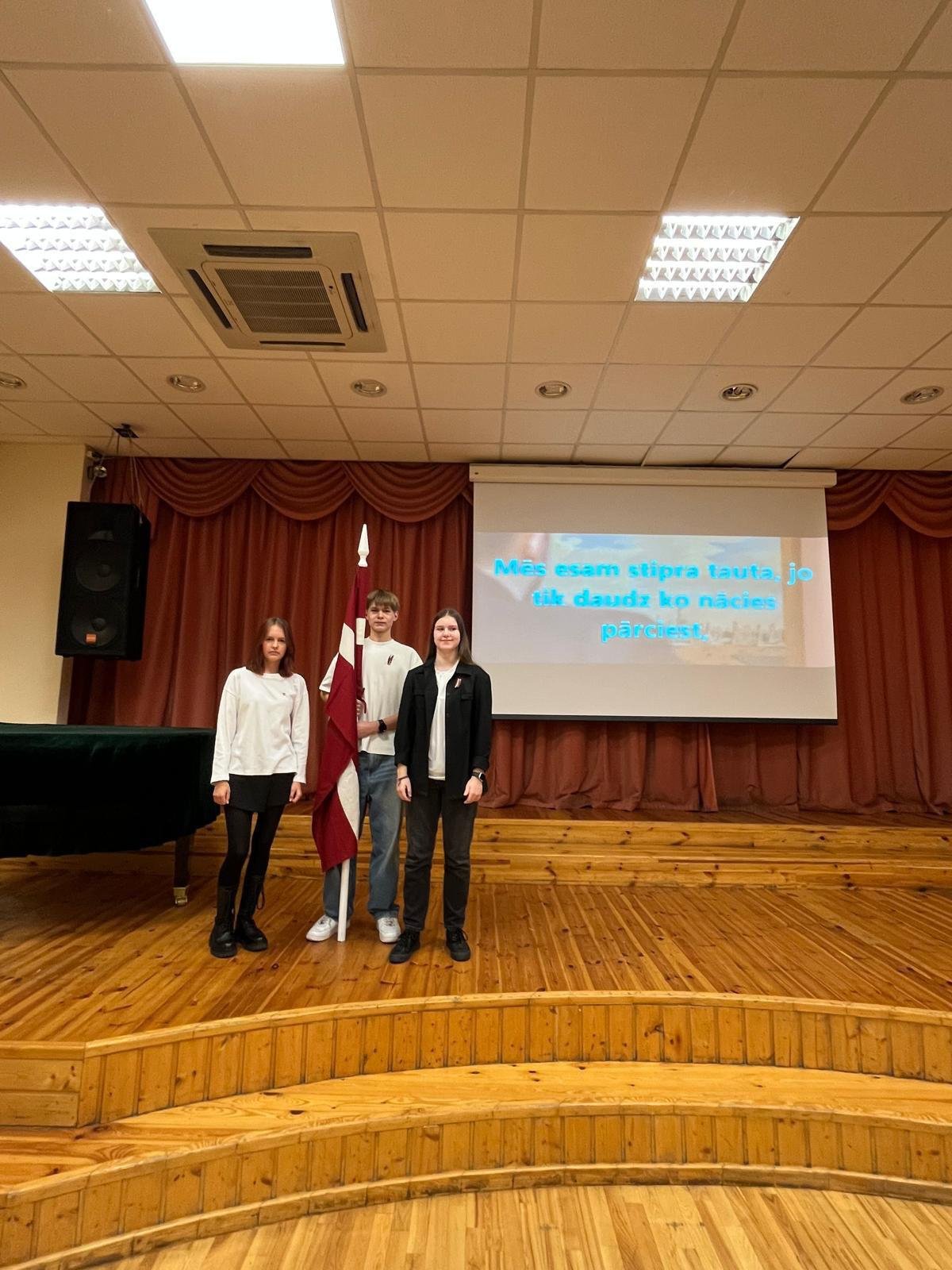 WhatsApp Image 2024-11-25 at 18.57.50 (5)