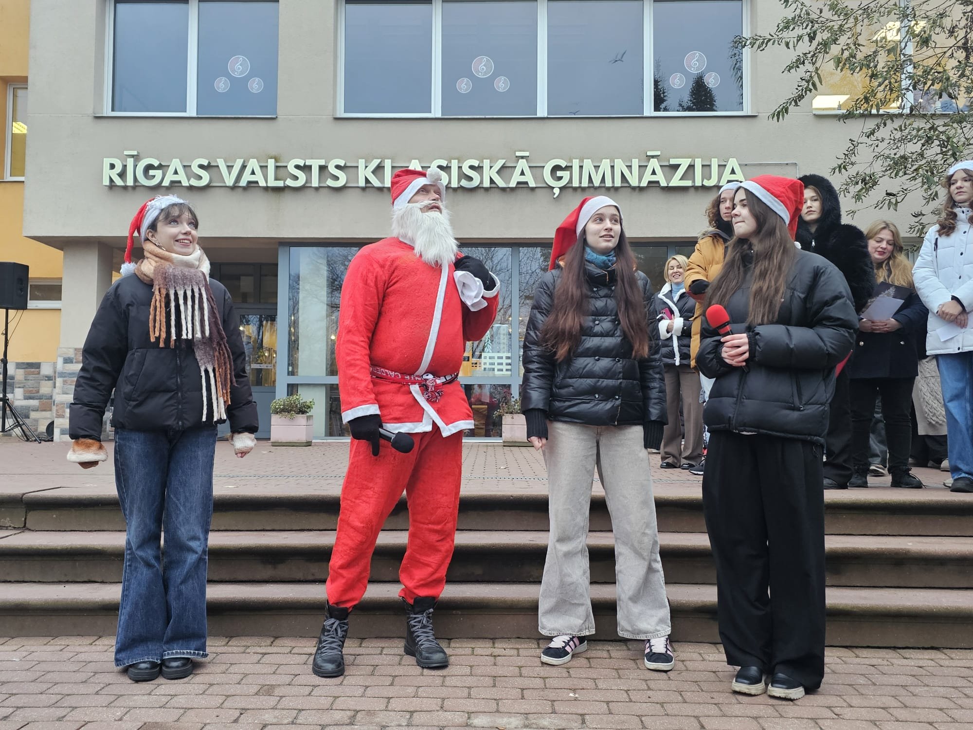 WhatsApp Image 2024-12-02 at 09.42.15