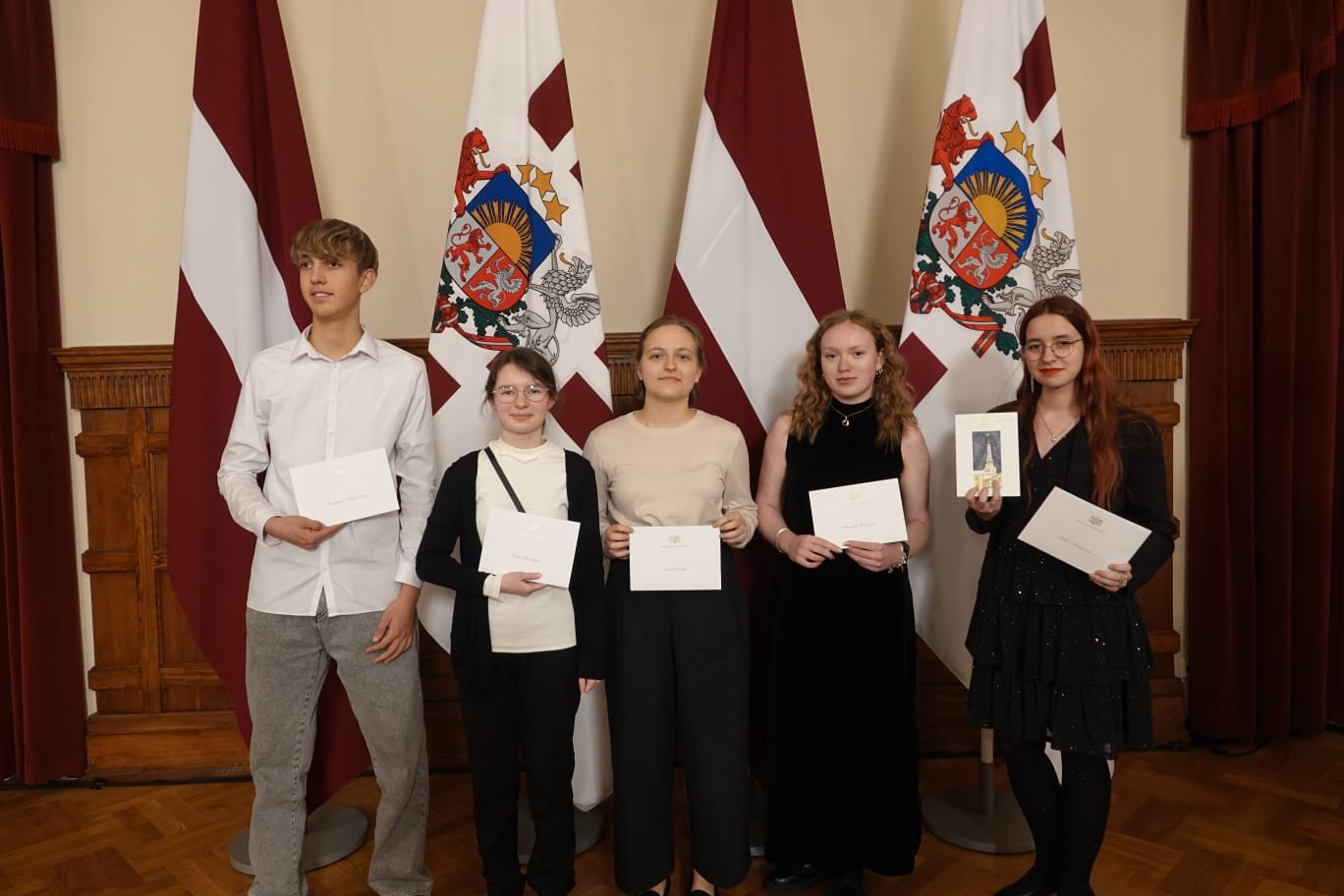 WhatsApp Image 2024-12-12 at 15_13_36