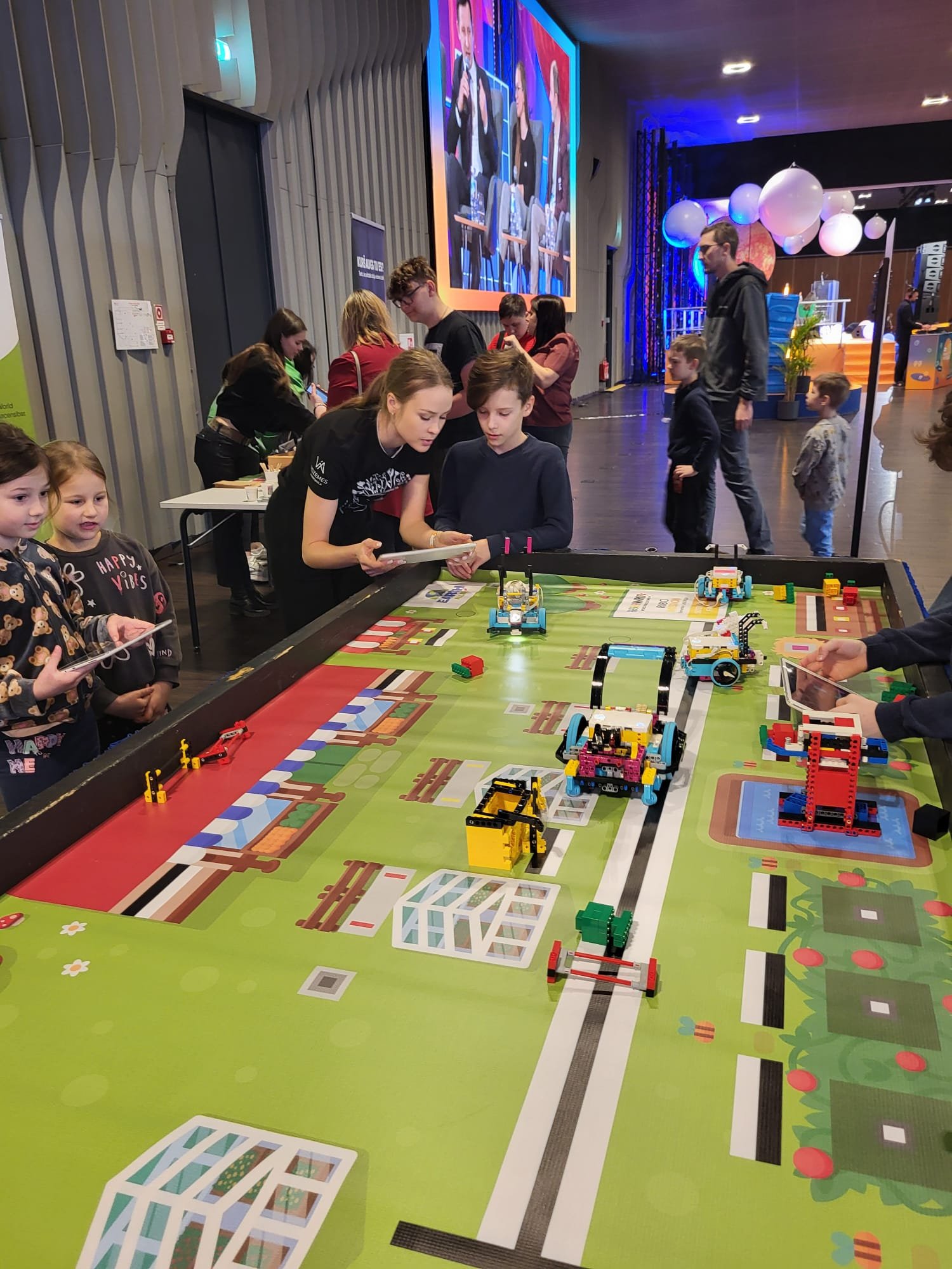 WhatsApp Image 2025-04-23 at 12.05.41 (2)