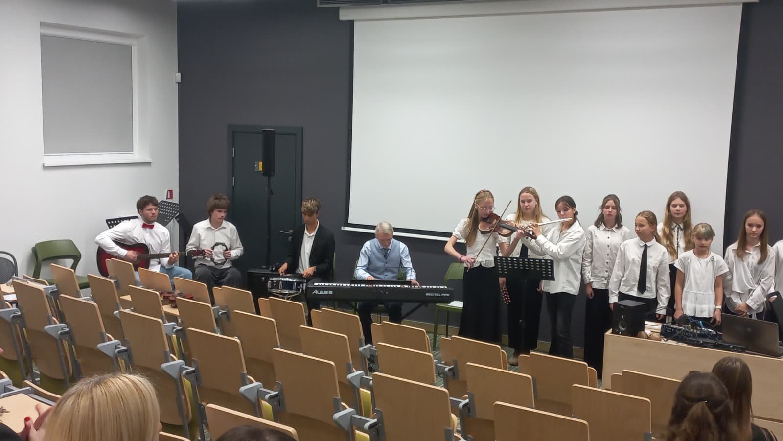 WhatsApp Image 2025-10-09 at 18.11.13 (1).jpeg