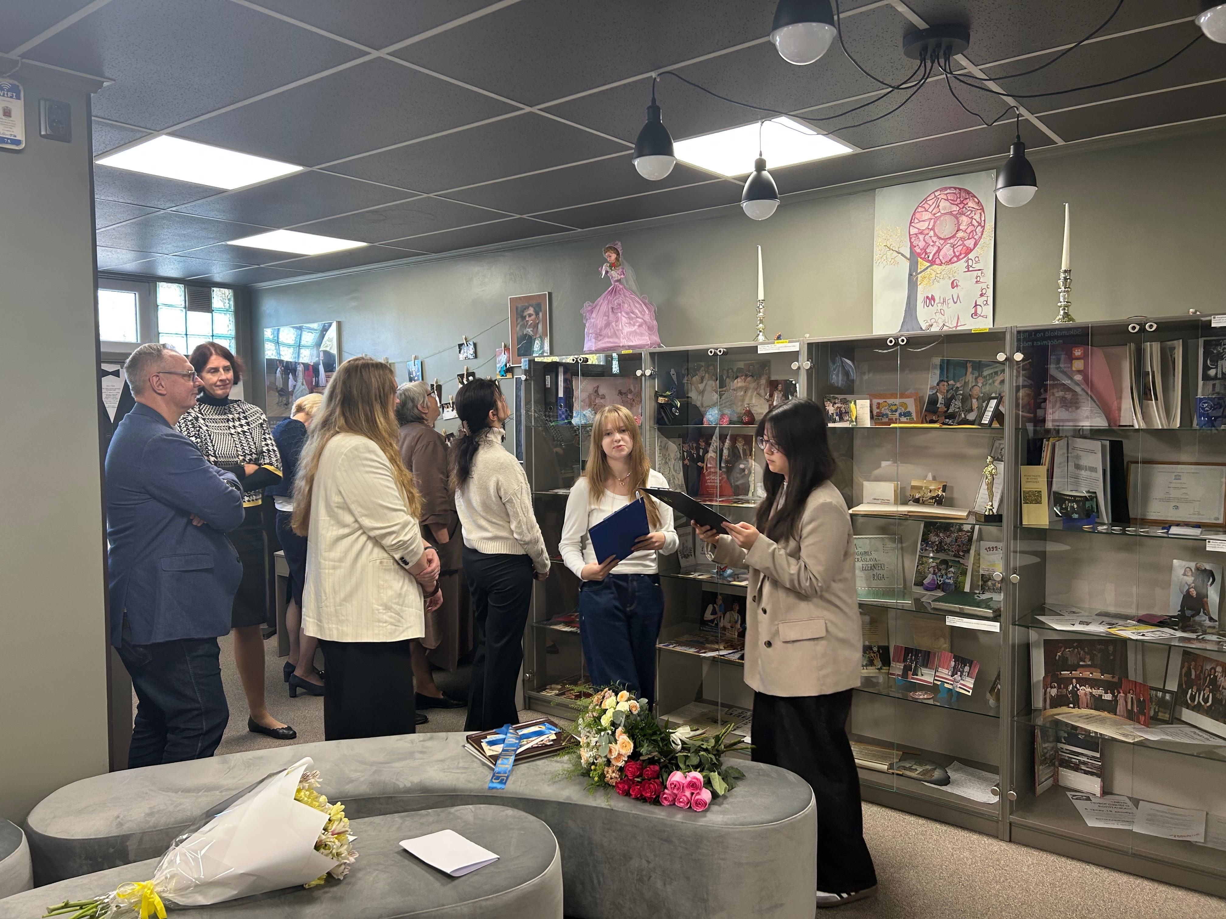 WhatsApp Image 2025-10-10 at 16.49.03 (1)