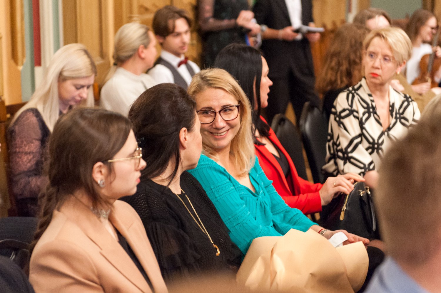 htq3qKvaFlNWsWff87Cm